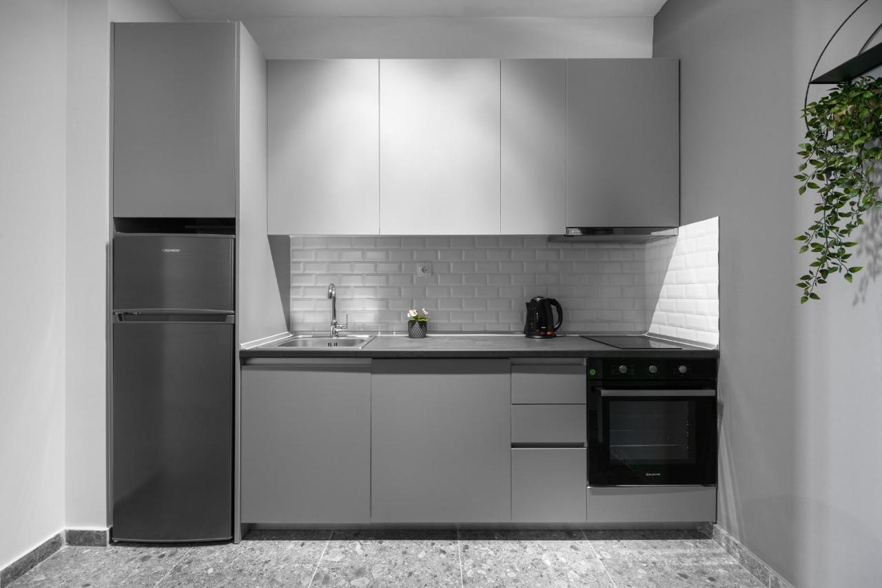 Nemea Apartments, The Luxury Suites Tesalonika Bagian luar foto