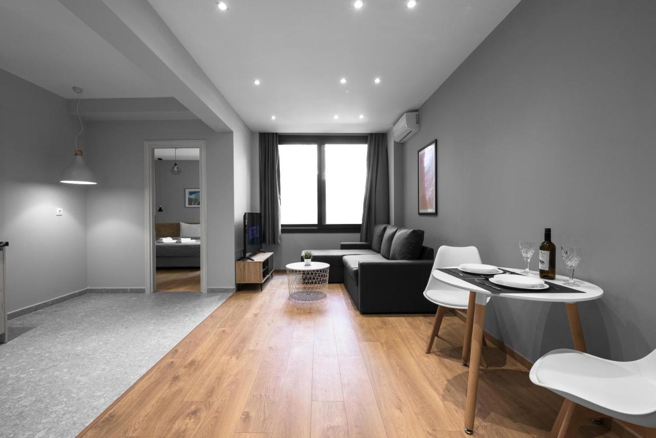 Nemea Apartments, The Luxury Suites Tesalonika Bagian luar foto